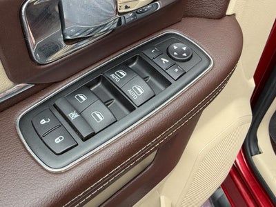 2015 RAM 3500 4WD Crew Cab 149" Laramie