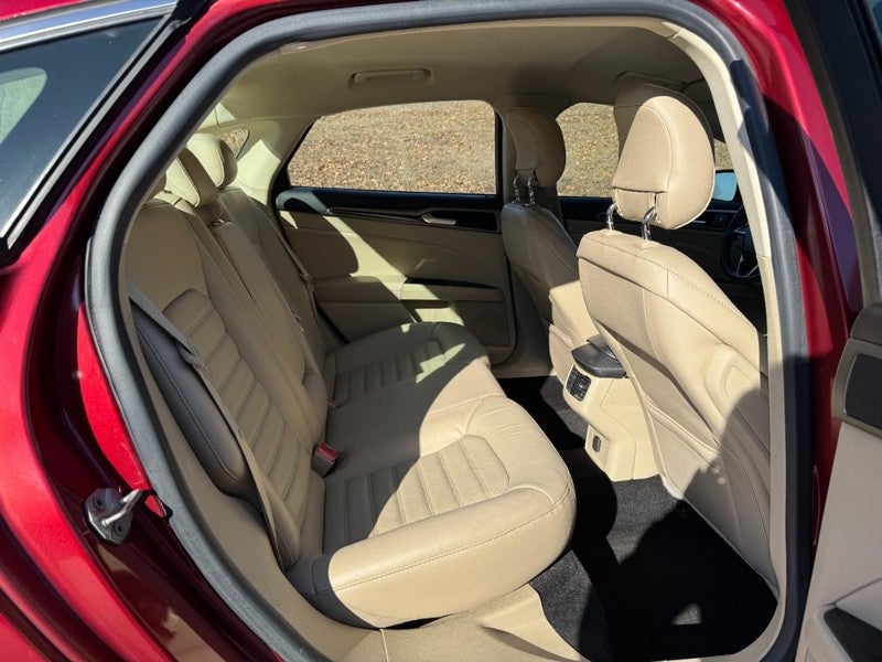 2014 Ford Fusion 4dr Sdn SE FWD