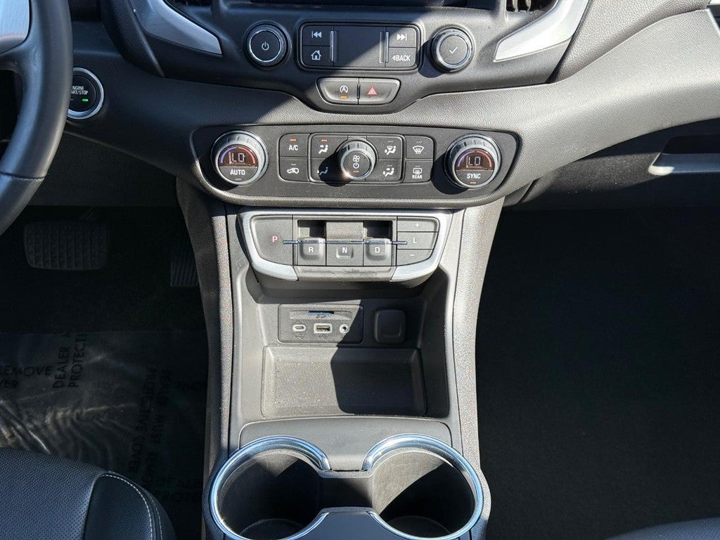 2023 GMC Terrain FWD 4dr SLT