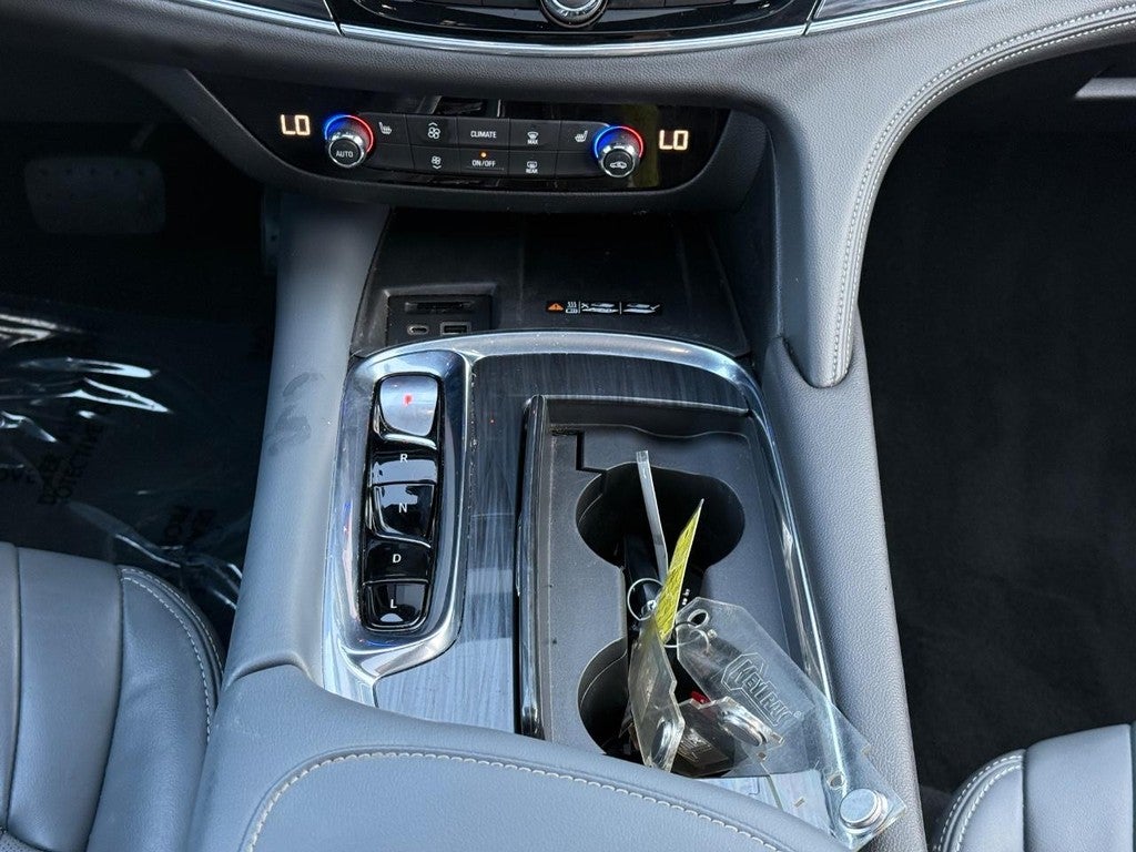 2023 Buick Enclave FWD 4dr Essence
