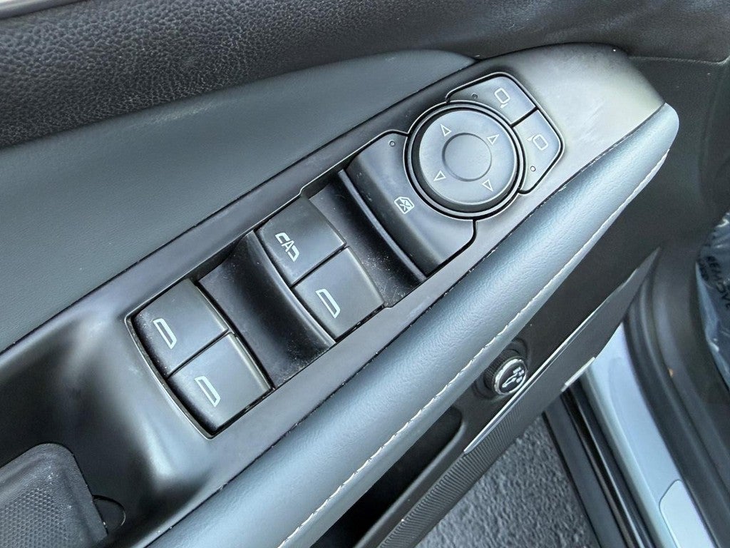 2023 Buick Enclave FWD 4dr Essence