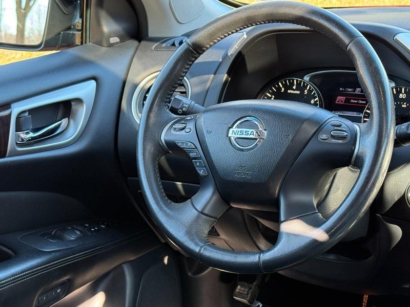 2016 Nissan Pathfinder 4WD 4dr SL