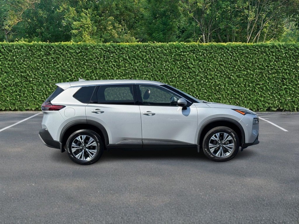 2021 Nissan Rogue AWD SV