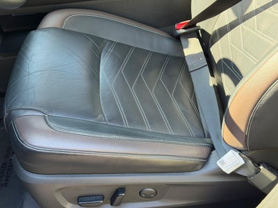 2022 Nissan Pathfinder Platinum 2WD