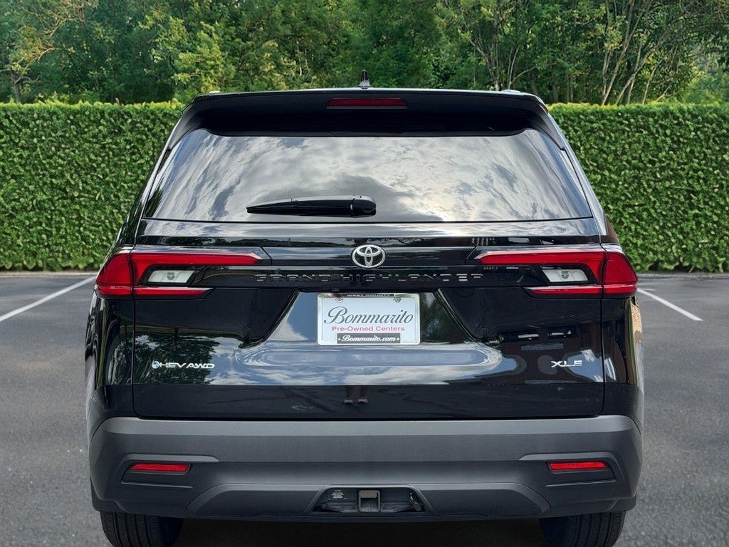 2026 Toyota Grand Highlander Hybrid XLE AWD (Natl)