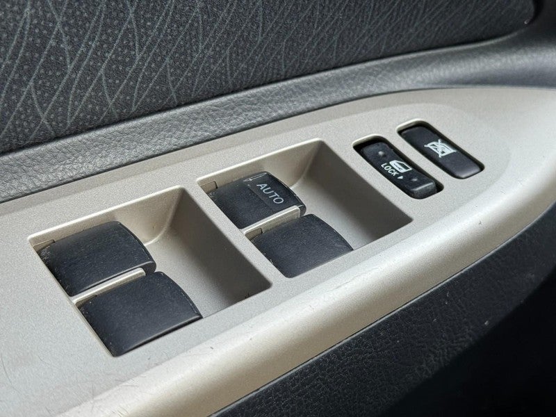 2008 Toyota Yaris 4dr Sdn Auto