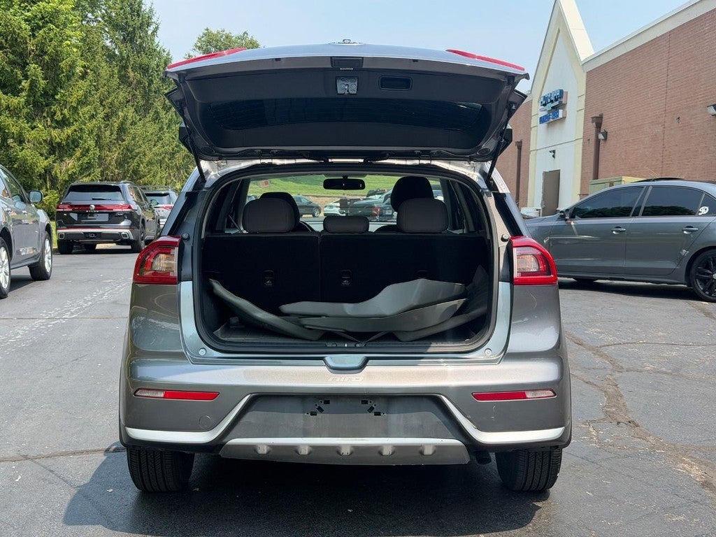 2017 Kia Niro LX FWD