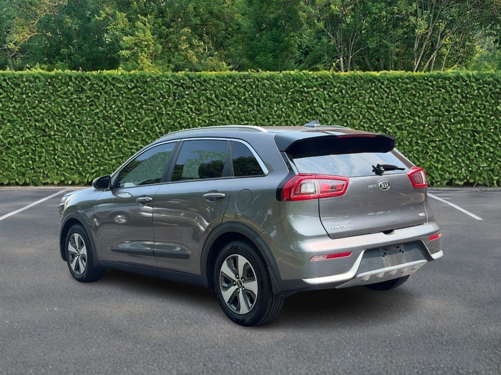 2017 Kia Niro LX FWD