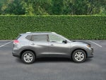 2016 Nissan Rogue FWD 4dr SV