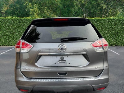 2016 Nissan Rogue FWD 4dr SV