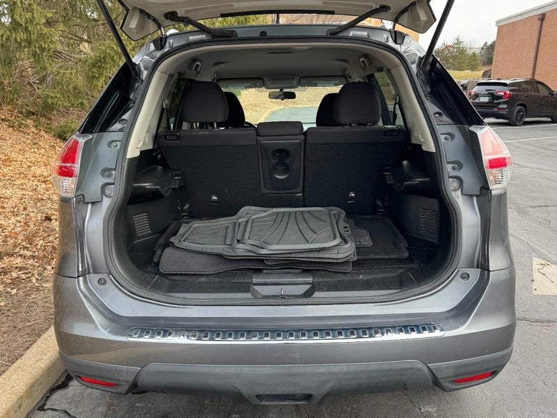 2016 Nissan Rogue FWD 4dr SV