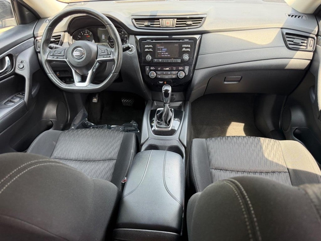2017 Nissan Rogue AWD SV