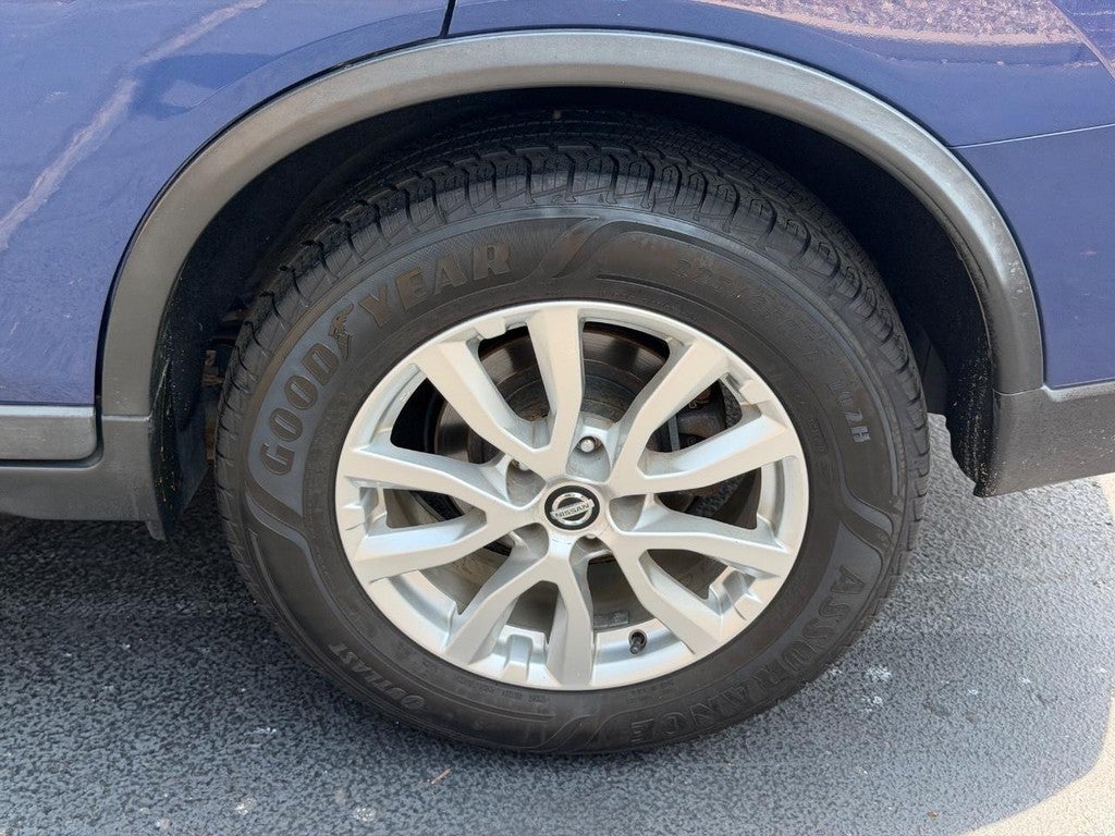 2017 Nissan Rogue AWD SV