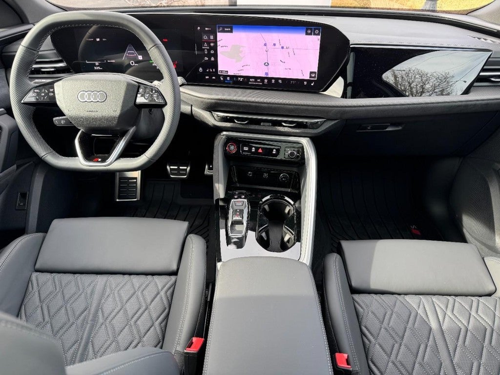 2025 Audi SQ5 Premium Plus 3.0 TFSI quattro