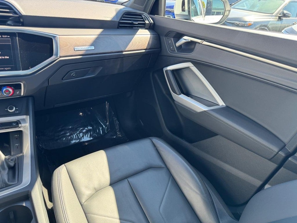 2024 Audi Q3 S line Premium 45 TFSI quattro