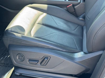 2024 Audi Q3 S line Premium 45 TFSI quattro