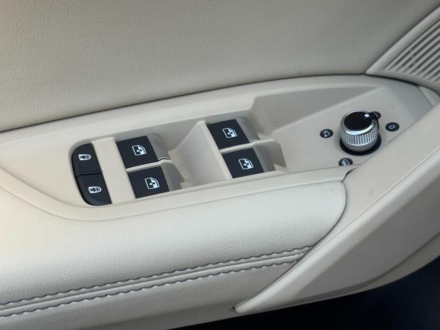 2025 Audi Q5 S line Premium Plus 55 TFSI e quattro