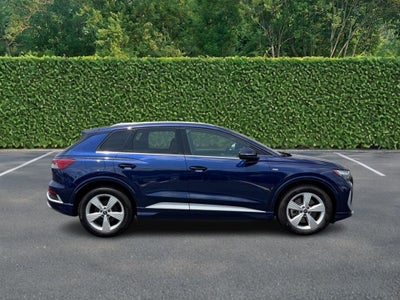 2025 Audi Q4 e-tron Premium 55 quattro