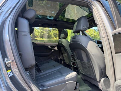 2025 Audi Q7 Premium Plus 45 TFSI quattro