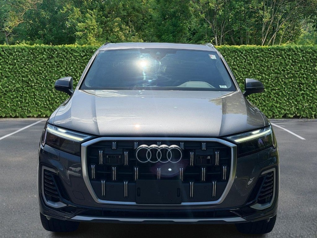 2025 Audi Q7 Premium Plus 45 TFSI quattro