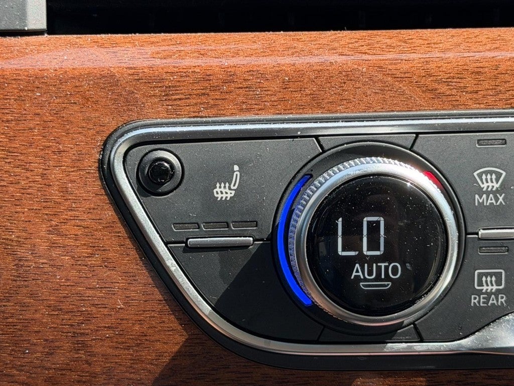 2023 Audi A4 Sedan Premium 40 TFSI quattro