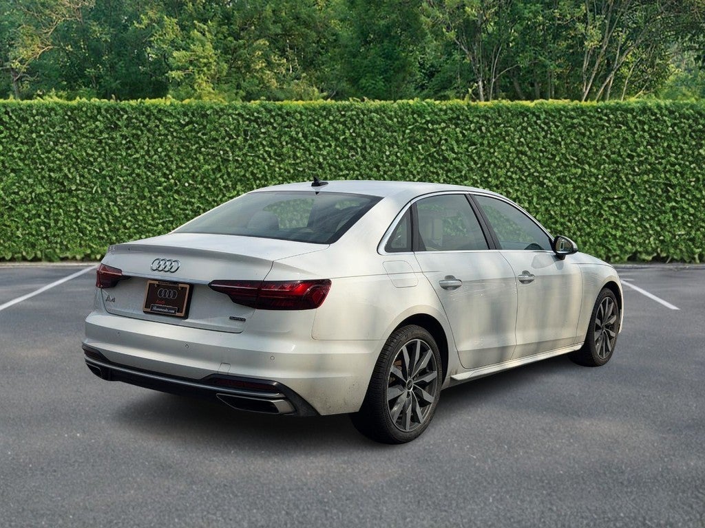 2023 Audi A4 Sedan Premium 40 TFSI quattro