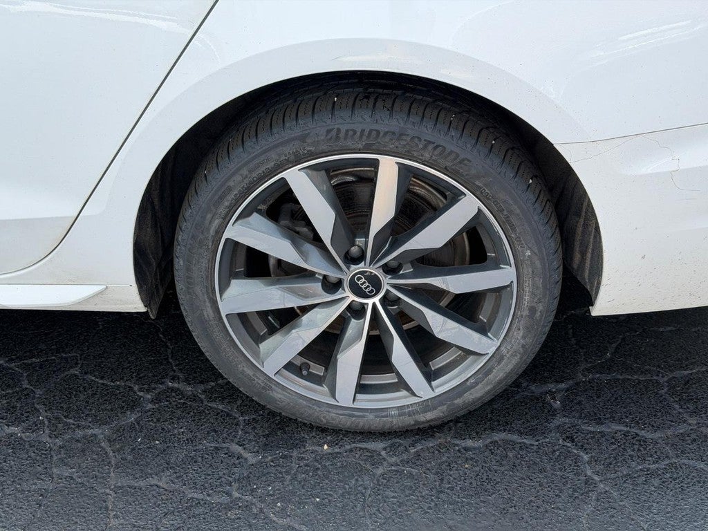 2023 Audi A4 Sedan Premium 40 TFSI quattro