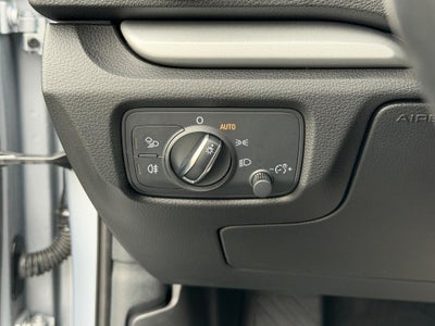 2019 Audi A3 Sedan Titanium Premium 40 TFSI