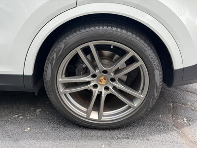 2023 Porsche Cayenne Platinum Edition Coupe AWD