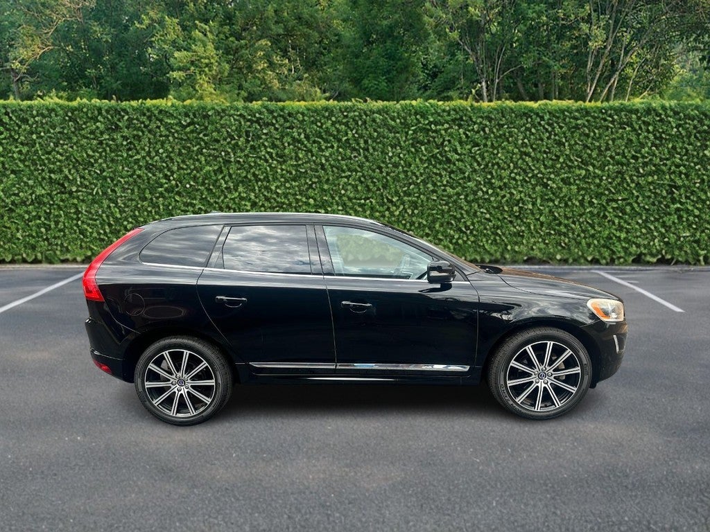 2016 Volvo XC60 FWD 4dr T5 Drive-E Premier
