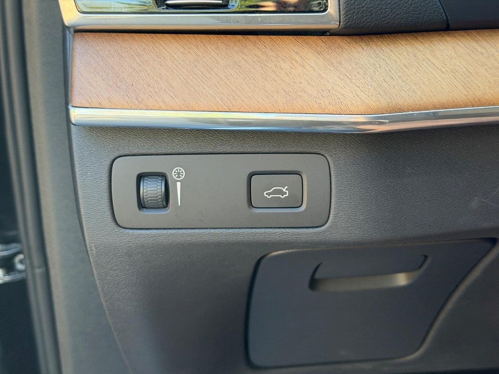 2019 Volvo XC90 T6 AWD Inscription