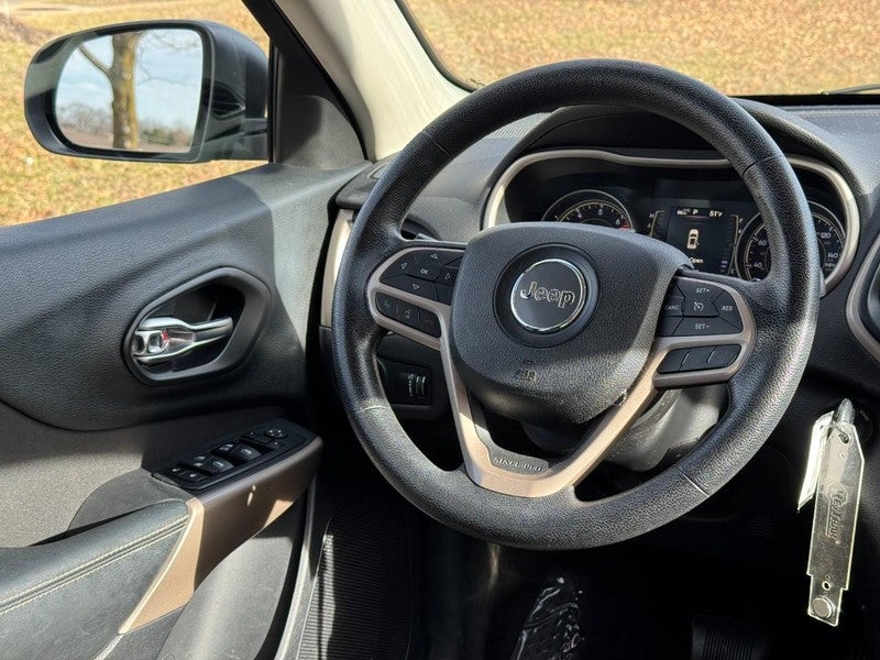 2017 Jeep Cherokee Sport FWD