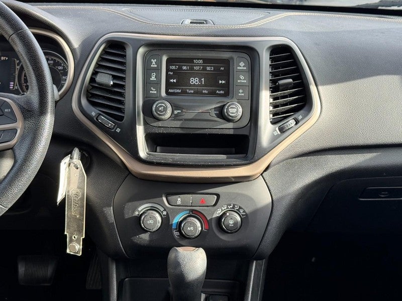 2017 Jeep Cherokee Sport FWD