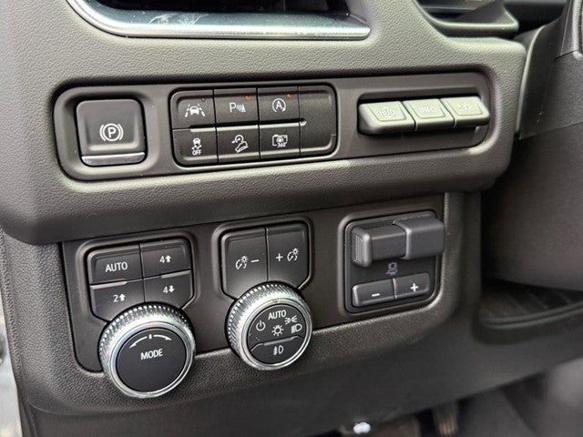 2024 GMC Yukon 4WD 4dr AT4