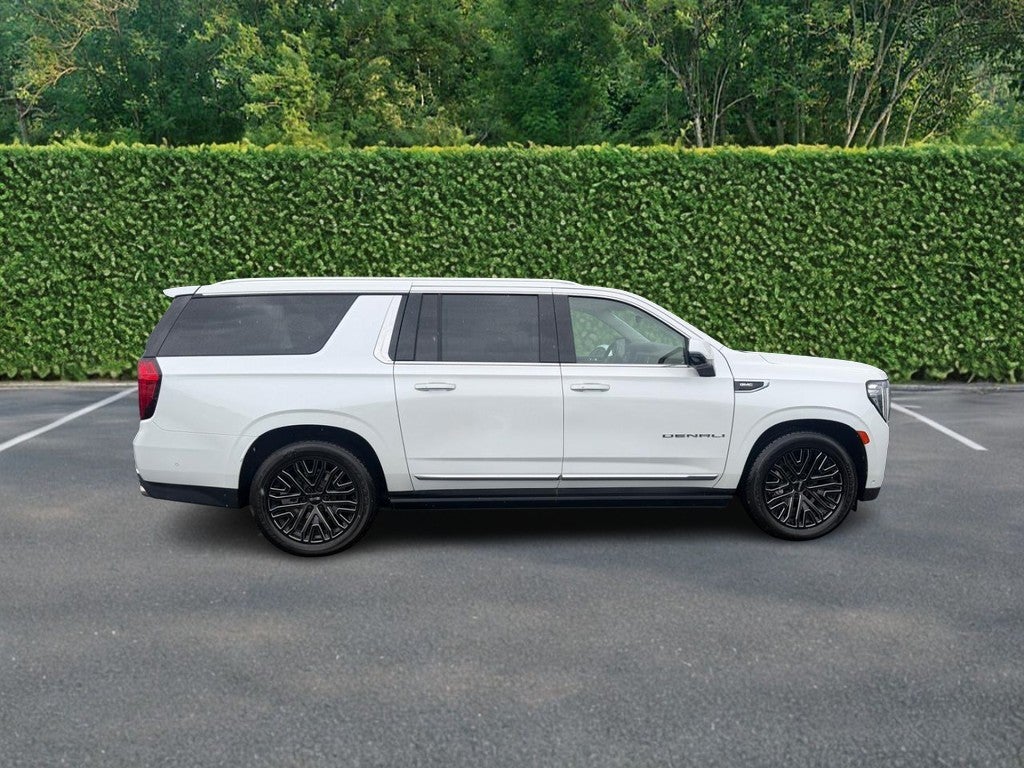 2023 GMC Yukon XL 4WD 4dr Denali