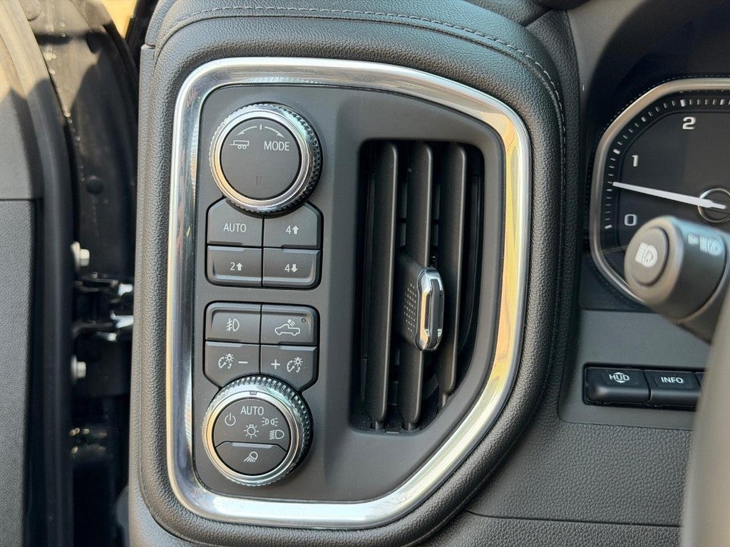 2023 GMC Sierra 2500HD 4WD Crew Cab 159" Denali