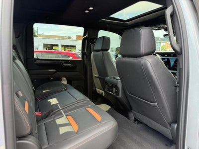 2024 GMC Sierra 3500HD 4WD Crew Cab 159" AT4