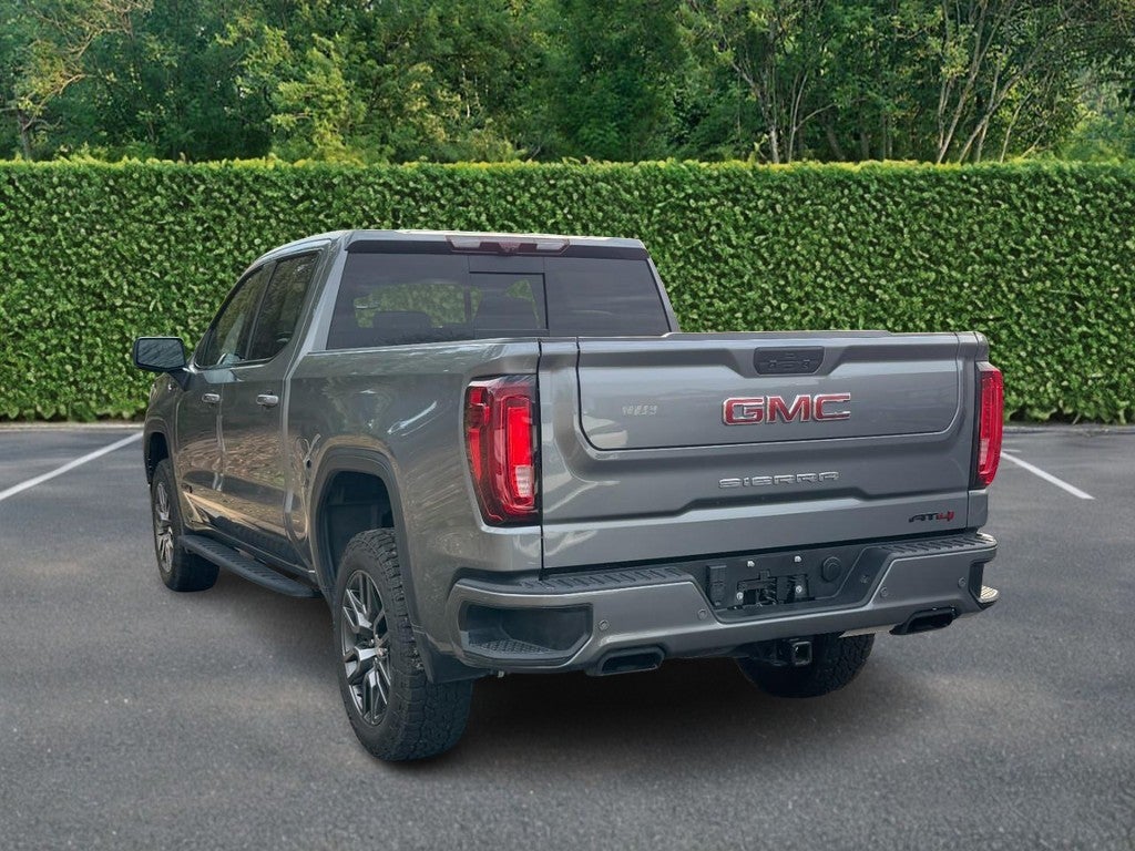 2022 GMC Sierra 1500 Limited 4WD Crew Cab 147" AT4