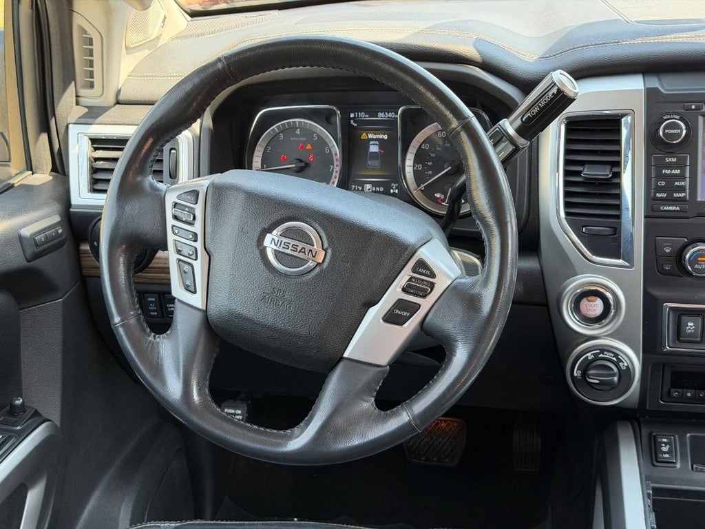 2017 Nissan Titan XD 4x4 Gas Crew Cab SL