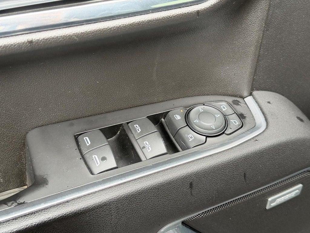 2023 Chevrolet Silverado 1500 4WD Crew Cab 147" LTZ