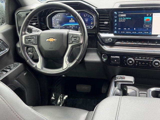 2023 Chevrolet Silverado 1500 4WD Crew Cab 147" LTZ