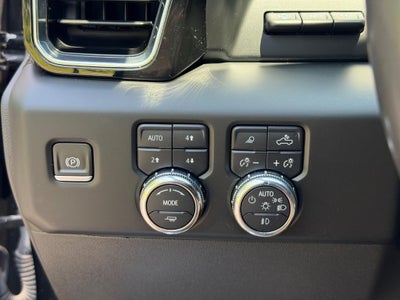2023 GMC Sierra 1500 4WD Crew Cab 147" Denali
