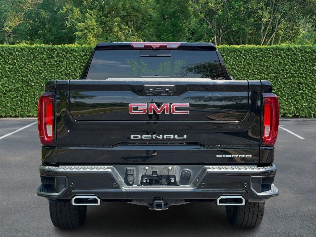 2023 GMC Sierra 1500 4WD Crew Cab 147" Denali
