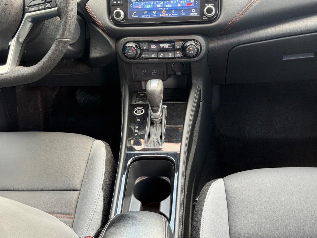 2024 Nissan Kicks SR FWD