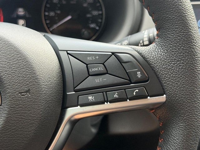 2024 Nissan Kicks SR FWD