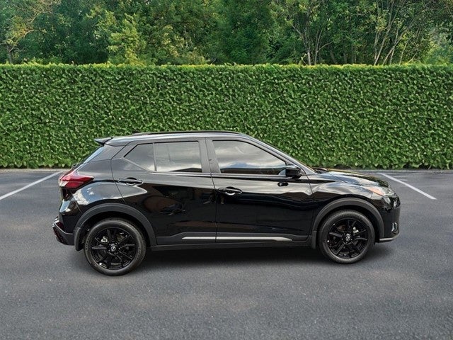 2024 Nissan Kicks SR FWD