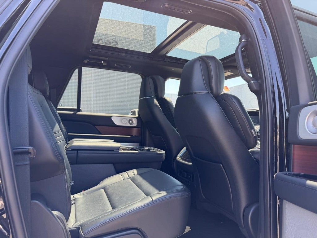 2022 Lincoln Navigator L Reserve 4x4