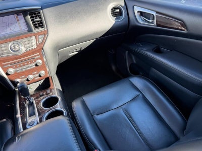 2016 Nissan Pathfinder 4WD 4dr SL