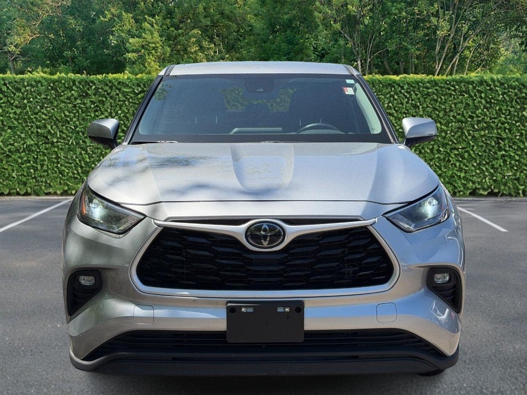 2024 Toyota Highlander LE FWD (Natl)