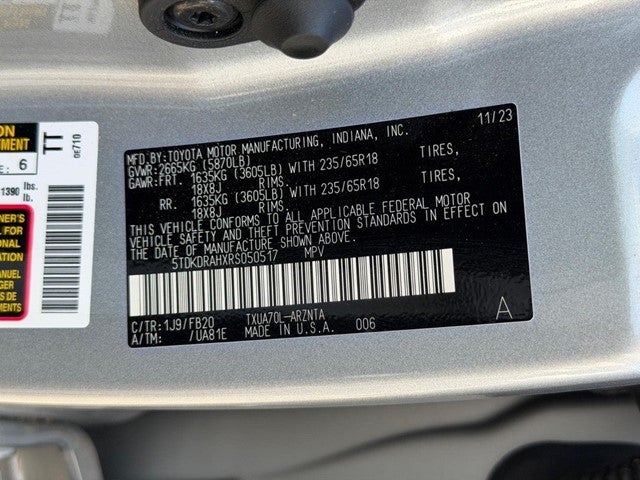 2024 Toyota Highlander LE FWD (Natl)